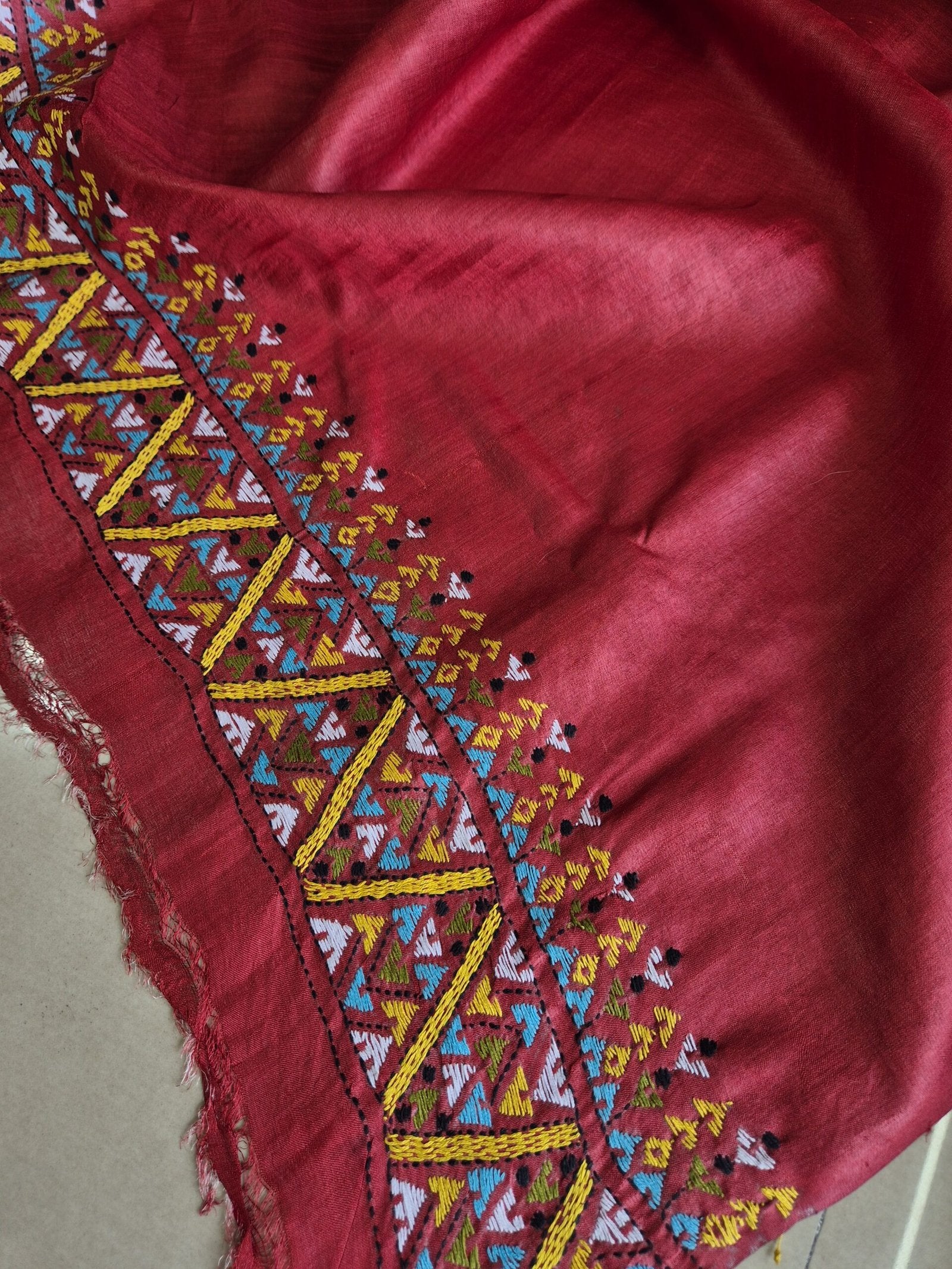 Stunning Kantha Stitch Saree on Pure Tussar (Mehendi Green &amp; Red) image 4