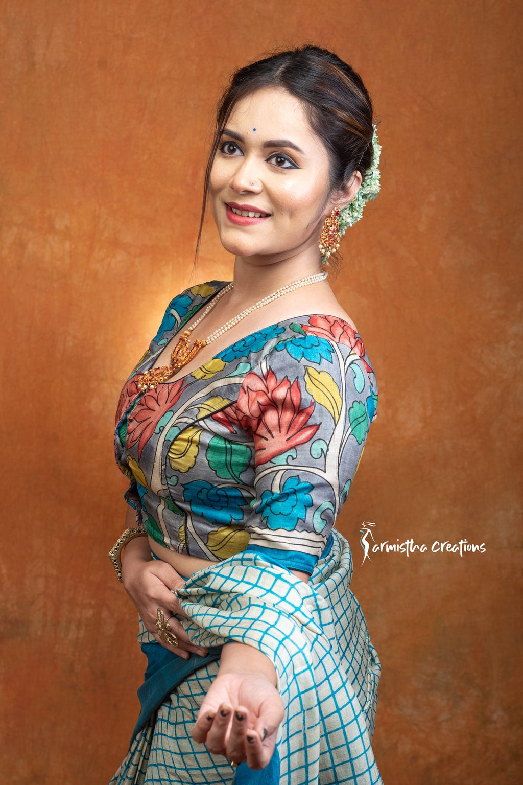 Neela image 1