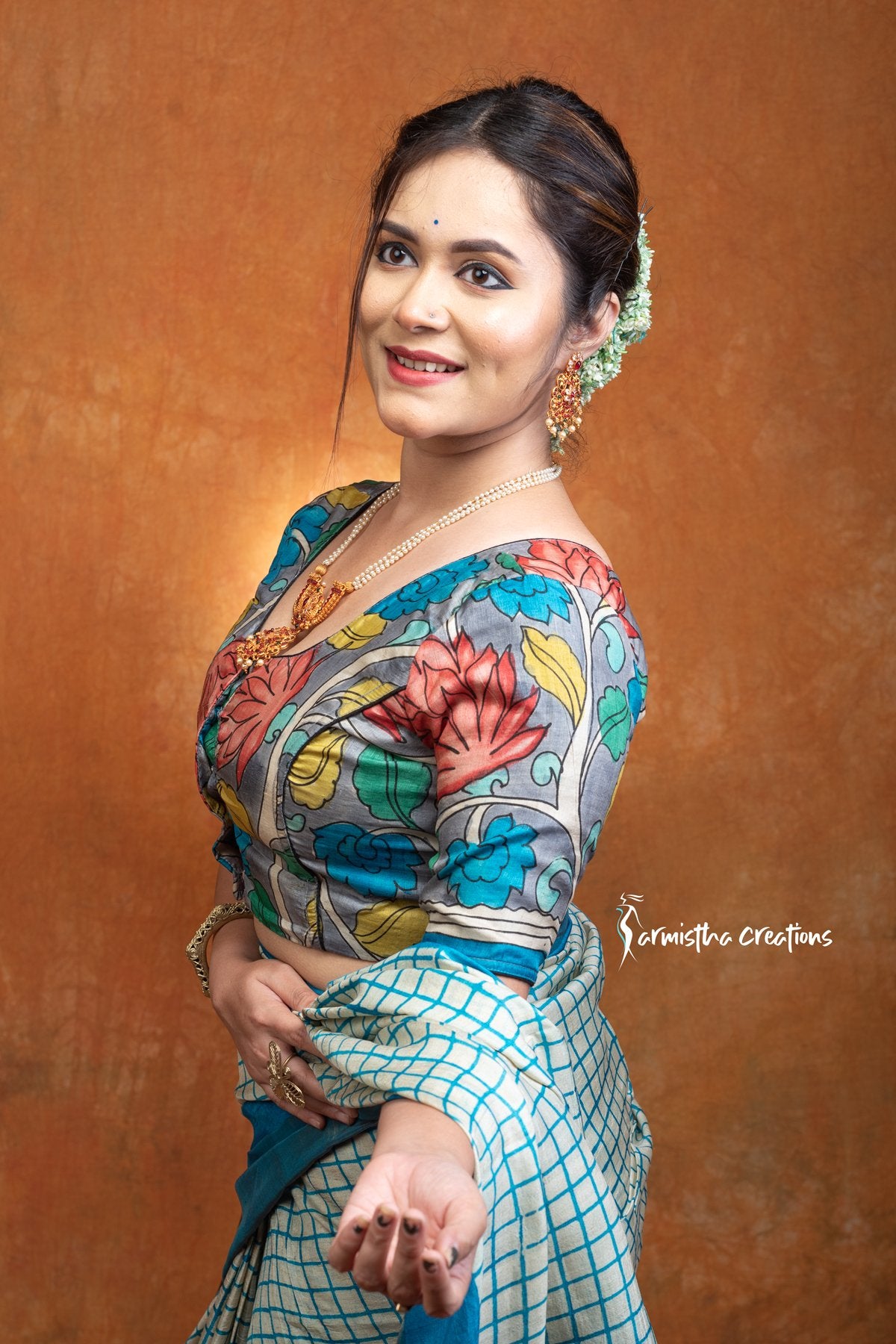 Neela image 1