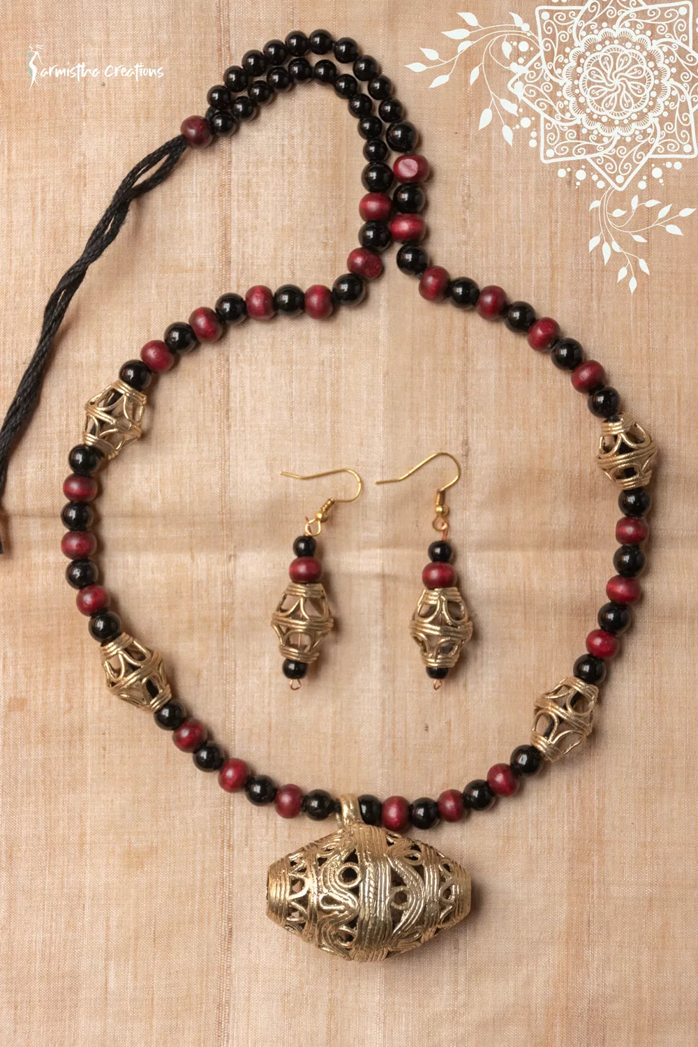 Hand-Made Dokra Mala (Dhol Mala, Black-Maroon) image 0