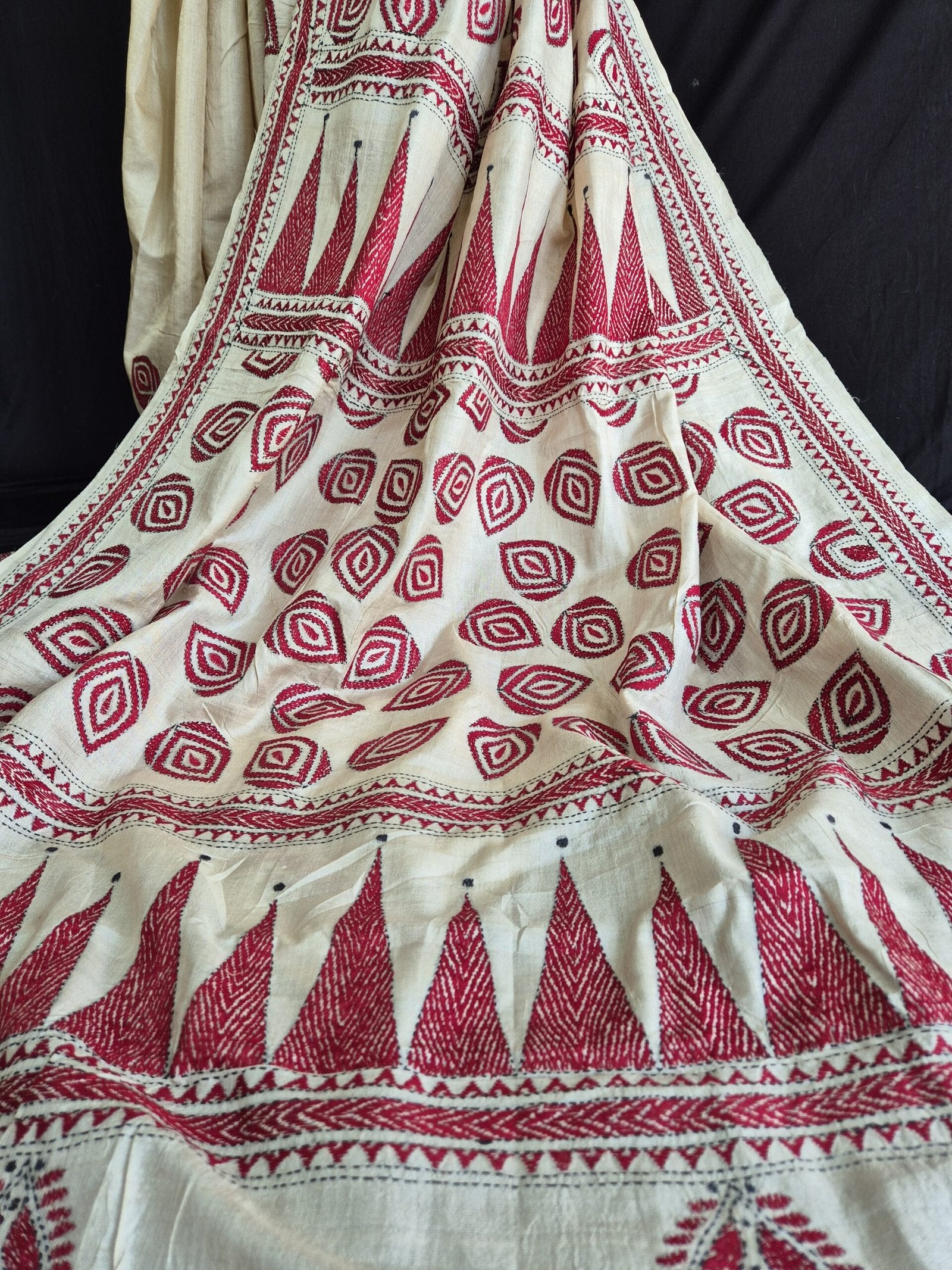 Temple Border &amp; Flower Kantha Stitch on Undyed Pure Tussar image 1